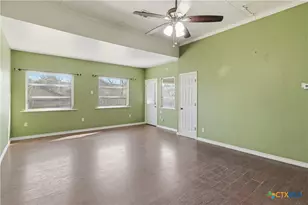 222 E Cedar St, Seguin, TX 78155 - Photo 37