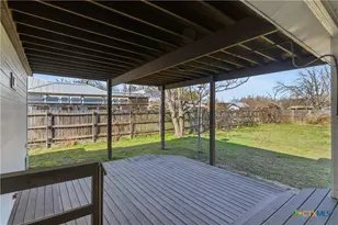 222 E Cedar St, Seguin, TX 78155 - Photo 47