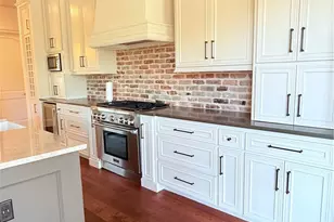 627 Mission View Ct, New Braunfels, TX 78130 - Photo 15