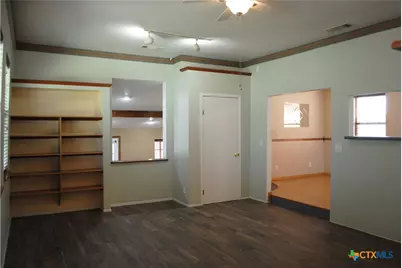 13019 W Adams Avenue, Belton, TX 76513 - Photo 9