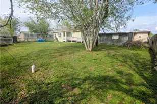 240 S Rail St, Bloomington, TX 77951 - Photo 13