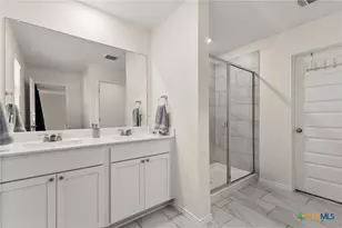 175 Honey Oak Ln, New Braunfels, TX 78130 - Photo 17