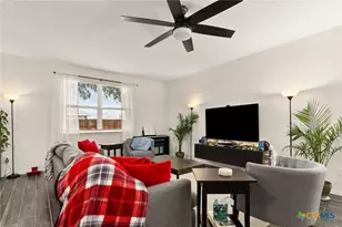 175 Honey Oak Ln, New Braunfels, TX 78130 - Photo 5