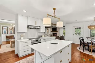 301 Medlin Creek Loop, Dripping Springs, TX 78620 - Photo 9