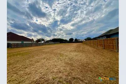 648 Oak Creek Parkway, Seguin, TX 78155 - Photo 1