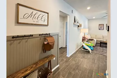 380 Deborah Drive, New Braunfels, TX 78130 - Photo 7