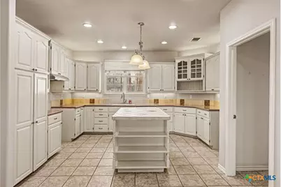 307 SE Main Street, Stockdale, TX 78160 - Photo 19