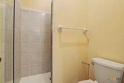 307 SE Main Street, Stockdale, TX 78160 - Photo 31