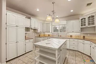 307 SE Main Street, Stockdale, TX 78160 - Photo 17