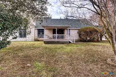 307 SE Main Street, Stockdale, TX 78160 - Photo 5