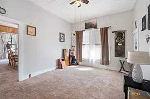 406 E Gonzales St, Yoakum, TX 77995 - Photo 23