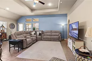 15624 Hill Ln, Selma, TX 78154 - Photo 11