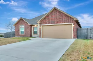 102 Tiki Ct, Victoria, TX 77904 - Photo 3