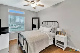 102 Tiki Ct, Victoria, TX 77904 - Photo 21