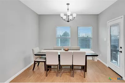 102 Tiki Court, Victoria, TX 77904 - Photo 15