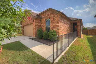 4555 Legend Trail, New Braunfels, TX 78130 - Photo 3