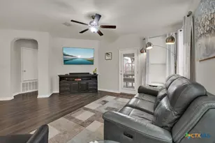 4555 Legend Trail, New Braunfels, TX 78130 - Photo 13