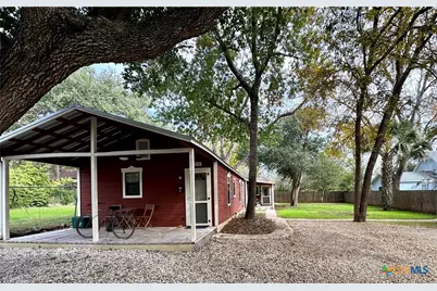 818 W Hopkins Street #A, San Marcos, TX 78666 - Photo 11