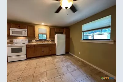 818 W Hopkins Street #A, San Marcos, TX 78666 - Photo 3