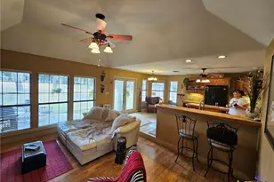 433 Las Brisas Blvd, Seguin, TX 78155 - Photo 11