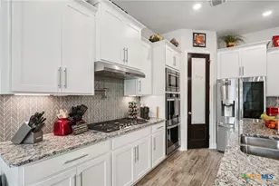 424 Heidelberg Rd, New Braunfels, TX 78132 - Photo 11