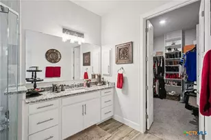 424 Heidelberg Rd, New Braunfels, TX 78132 - Photo 17