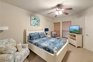 952 Parkview Dr, Canyon Lake, TX 78133 - Photo 33