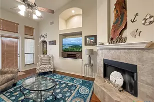 952 Parkview Dr, Canyon Lake, TX 78133 - Photo 19