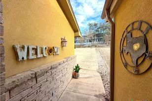 952 Parkview Dr, Canyon Lake, TX 78133 - Photo 7