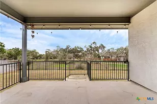 1616 Craftsman, New Braunfels, TX 78132 - Photo 3