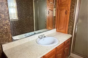 106 Liberty St, Gatesville, TX 76528 - Photo 11