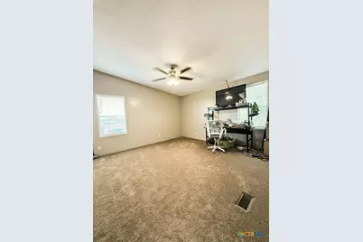 153 Davie Lane, Marion, TX 78124 - Photo 5