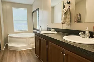 153 Davie Ln, Marion, TX 78124 - Photo 9