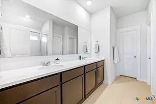 3621 Meteor Rd, New Braunfels, TX 78130 - Photo 11