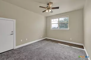 3032 Rolling Oaks Dr, New Braunfels, TX 78132 - Photo 25