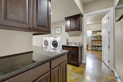 3032 Rolling Oaks Drive, New Braunfels, TX 78132 - Photo 19