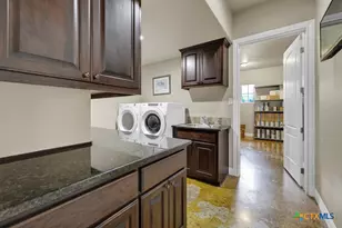 3032 Rolling Oaks Dr, New Braunfels, TX 78132 - Photo 19