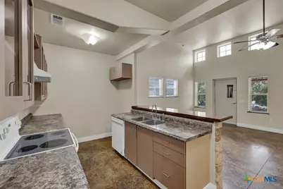 3032 Rolling Oaks Drive, New Braunfels, TX 78132 - Photo 29