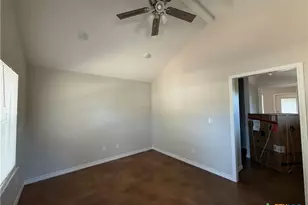 1704 E 3rd St, Lampasas, TX 76550 - Photo 7