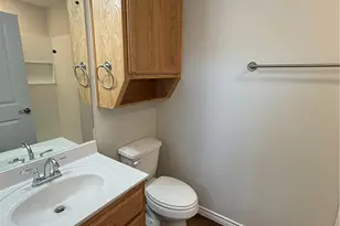 1704 E 3rd St, Lampasas, TX 76550 - Photo 9