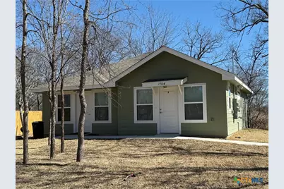 1704 E 3rd St, Lampasas, TX 76550 - Photo 1