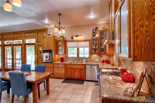 7755 Fm 1295, Moulton, TX 77975 - Photo 11