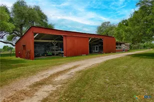 7755 Fm 1295, Moulton, TX 77975 - Photo 33