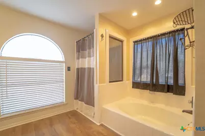 913 Taos Drive, Victoria, TX 77904 - Photo 15