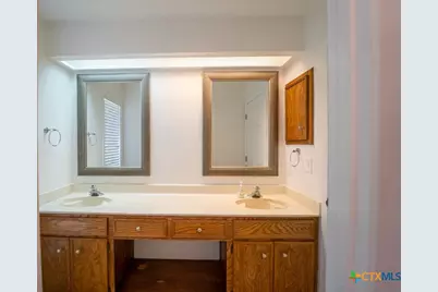 913 Taos Drive, Victoria, TX 77904 - Photo 9