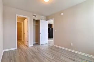 1721 Arbor Knot Dr, Kyle, TX 78640 - Photo 11