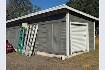 1011 E Main Street, Cuero, TX 77954 - Photo 33