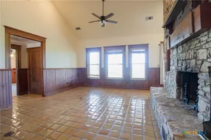 4692 River Rd, Martindale, TX 78655 - Photo 9