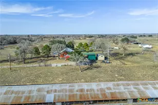 7393 N Hwy 80, Nixon, TX 78140 - Photo 35