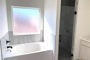 1423 Flatland Trl, Temple, TX 76502 - Photo 5